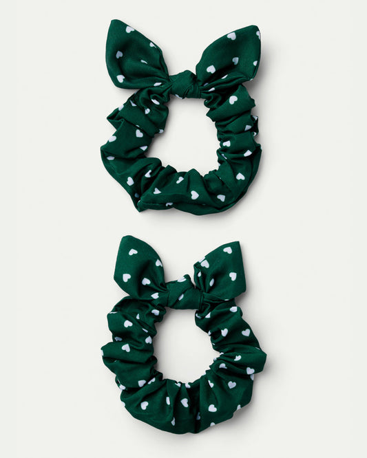 Green heart print bow scrunchie set